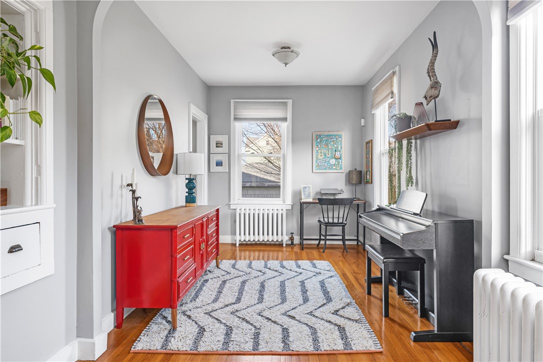 281 Lowden Street Pawtucket, RI 02860 - Photo 14 of 32