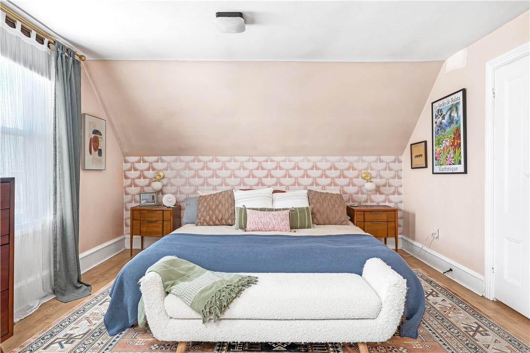 281 Lowden Street Pawtucket, RI 02860 - Photo 21 of 32