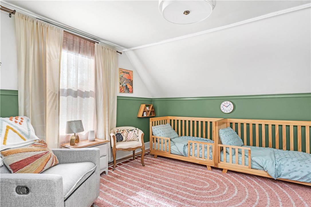 281 Lowden Street Pawtucket, RI 02860 - Photo 24 of 32