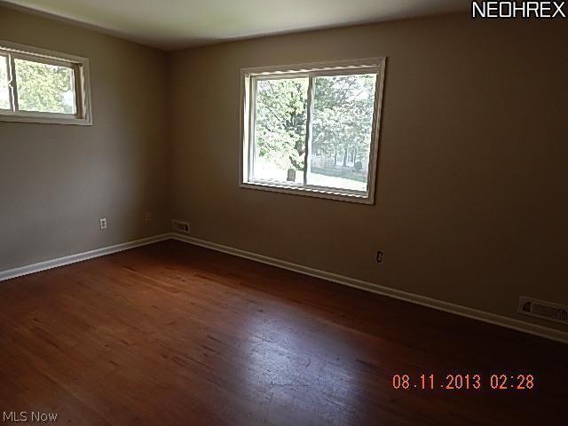 8215-8217 Reed Avenue Garfield Heights, OH 44125 - Photo 9 of 11 MASTER BEDROOM