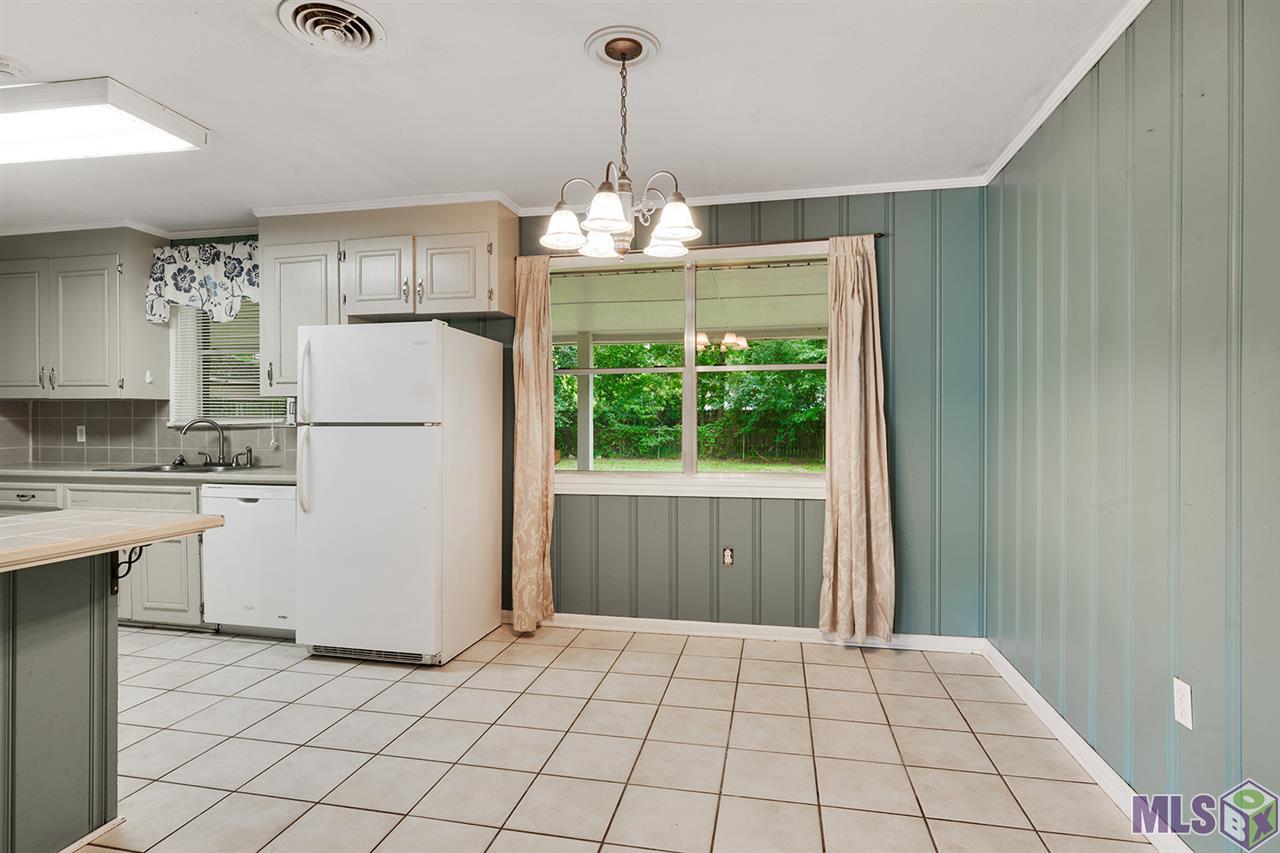8434 South Essen Heights Court Baton Rouge, LA 70809 - Photo 4 of 12