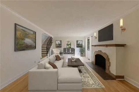 $470,000 | 6712 Linden Road, Kansas City, MO 64113