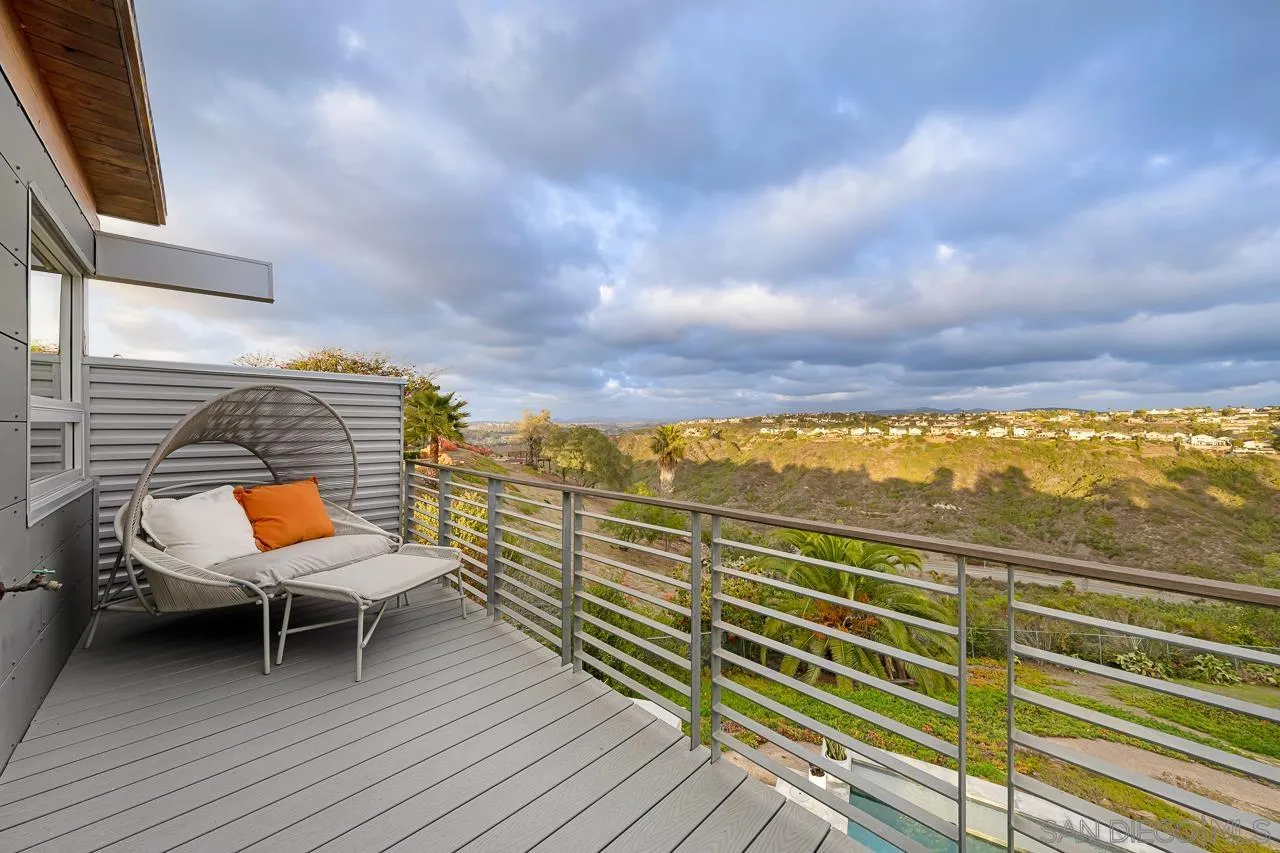 1635 Gascony Road Encinitas, CA 92024 - Photo 11 of 41