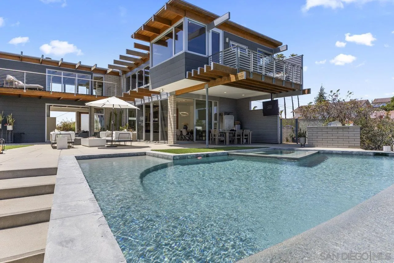 1635 Gascony Road Encinitas, CA 92024 - Photo 2 of 41