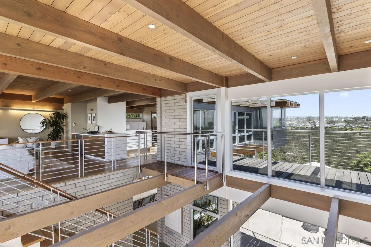 1635 Gascony Road Encinitas, CA 92024 - Photo 8 of 41