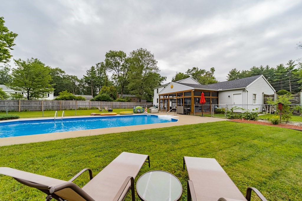 85 Bates Road Westfield, MA 01085 - Photo 16 of 40 Gallery Image 16