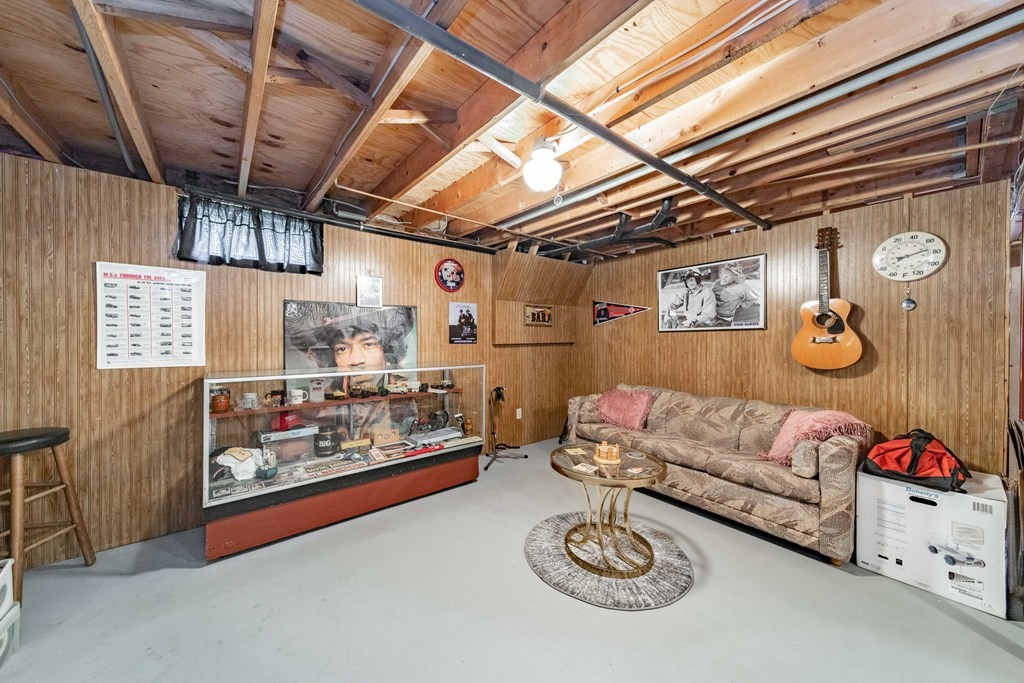 85 Bates Road Westfield, MA 01085 - Photo 29 of 40 Gallery Image 29