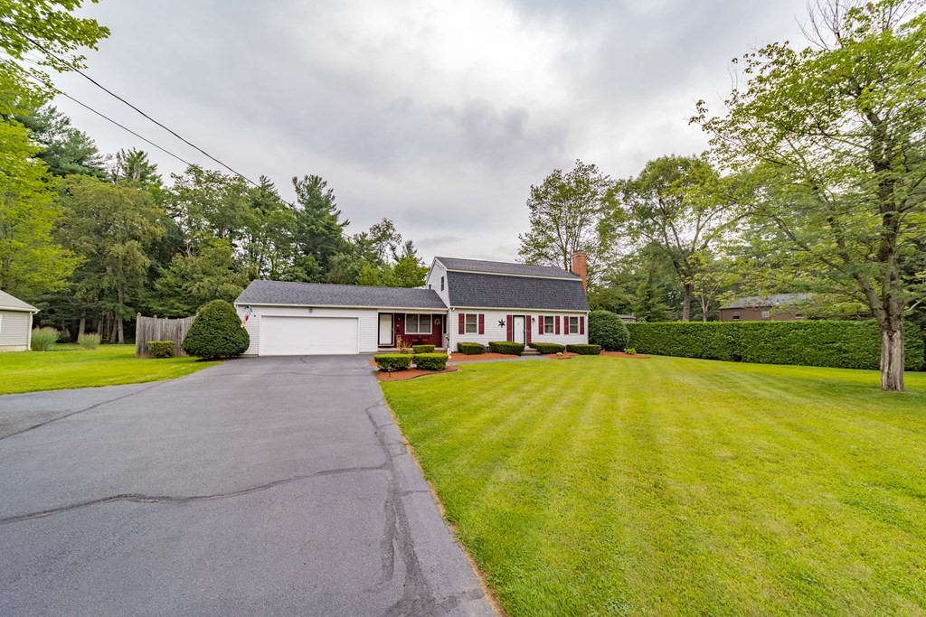 85 Bates Road Westfield, MA 01085 - Photo 3 of 40 Gallery Image 3