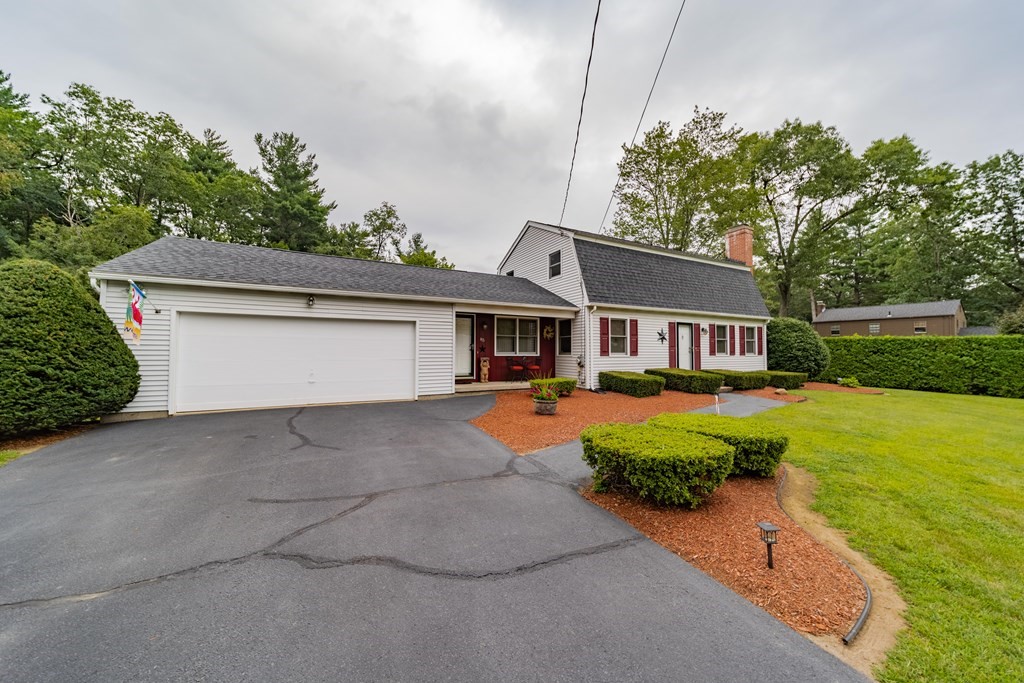 85 Bates Road Westfield, MA 01085 - Photo 4 of 40 Gallery Image 4