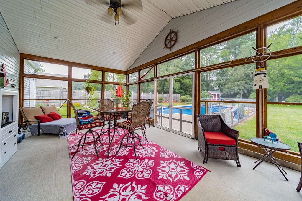 85 Bates Road Westfield, MA 01085 - Photo 8 of 40 Gallery Image 8
