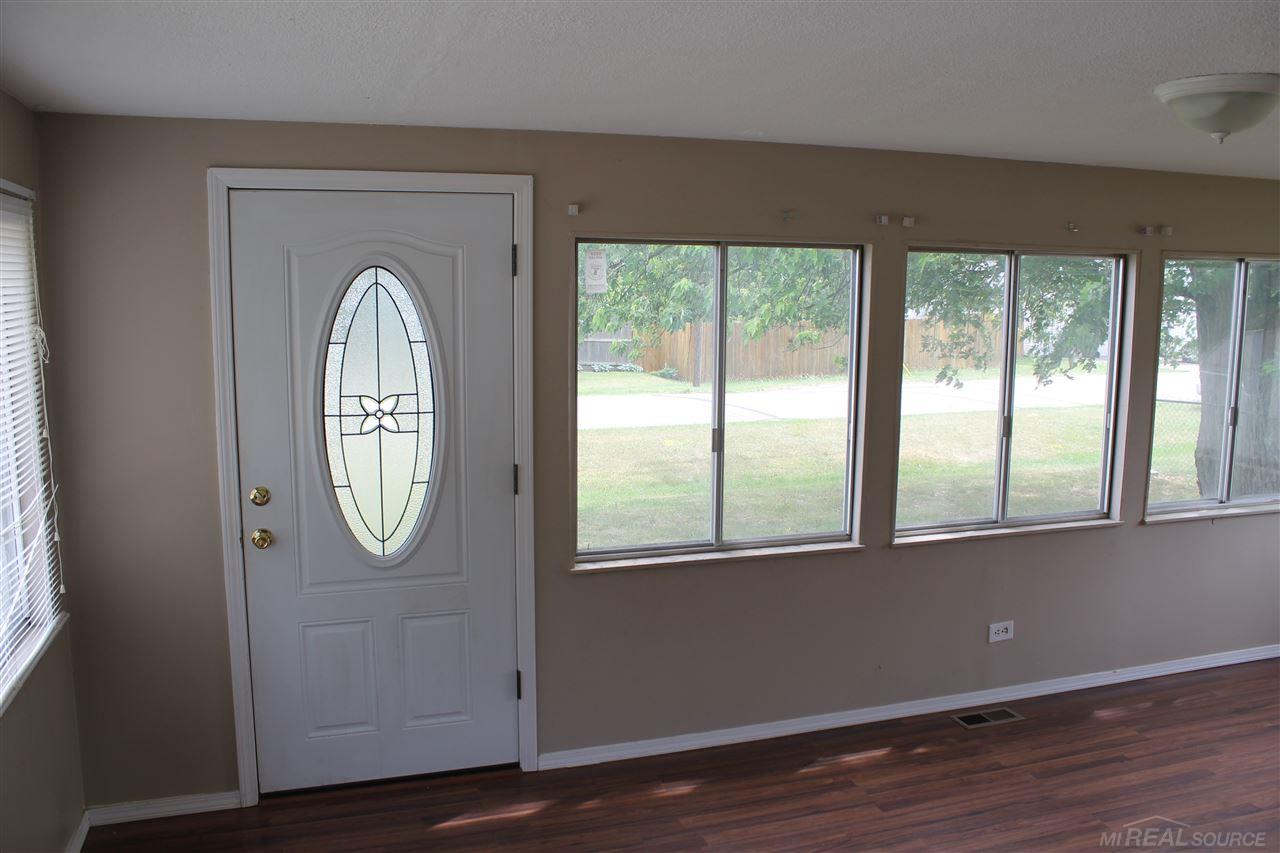 1731 Dawes Avenue Rochester Hills, MI 48307 - Photo 6 of 12