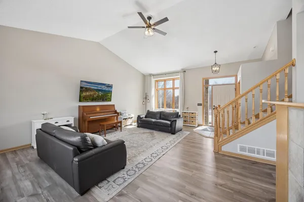 $500,000 | 1261 156th Lane Northwest, Andover, MN 55304