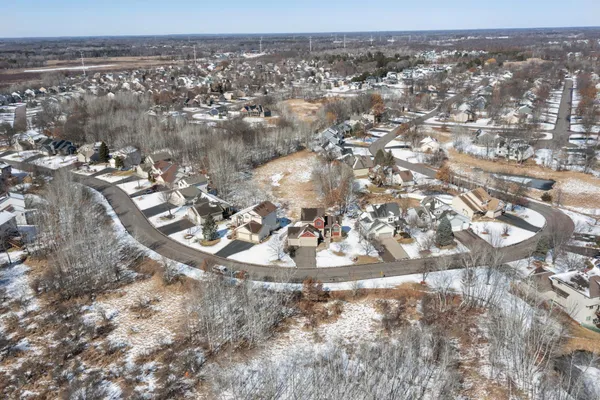 $500,000 | 1261 156th Lane Northwest, Andover, MN 55304