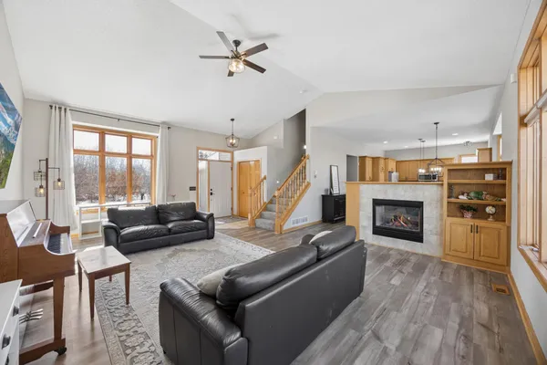 $500,000 | 1261 156th Lane Northwest, Andover, MN 55304