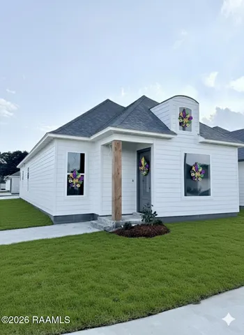 $242,400 | 230 Berchman Oaks Drive, Lafayette, LA 70506