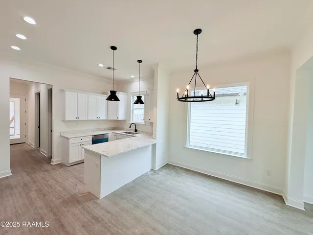 $242,400 | 230 Berchman Oaks Drive, Lafayette, LA 70506