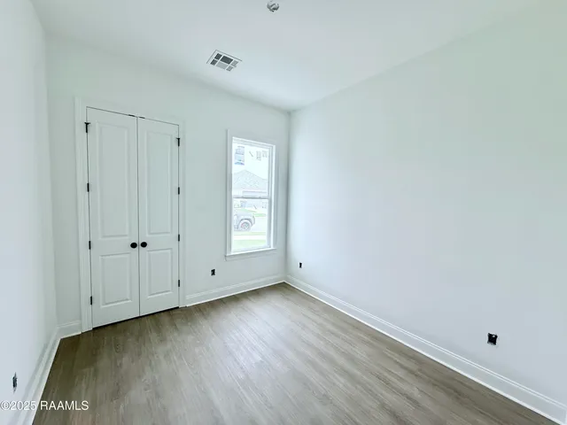 $242,400 | 230 Berchman Oaks Drive, Lafayette, LA 70506