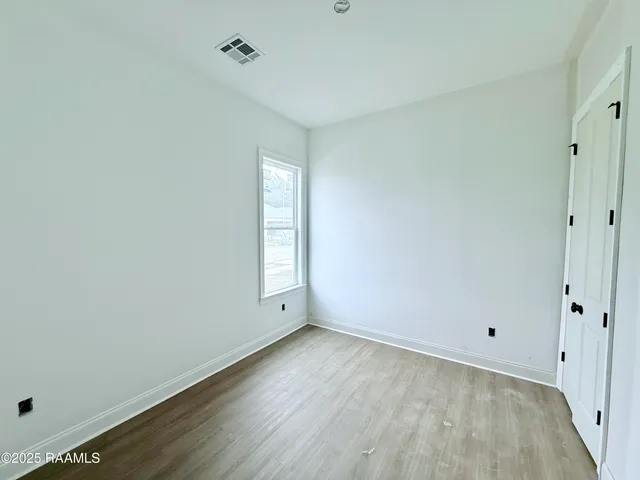 $242,400 | 230 Berchman Oaks Drive, Lafayette, LA 70506