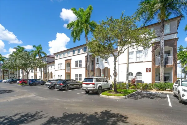 $2,900 | 4361 Southwest 160th Avenue, Unit 202, Miramar, FL 33027