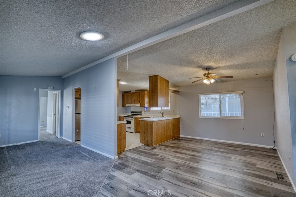 4616 North River Road, Unit 8 Oceanside, CA 92057 - Photo 15 of 40