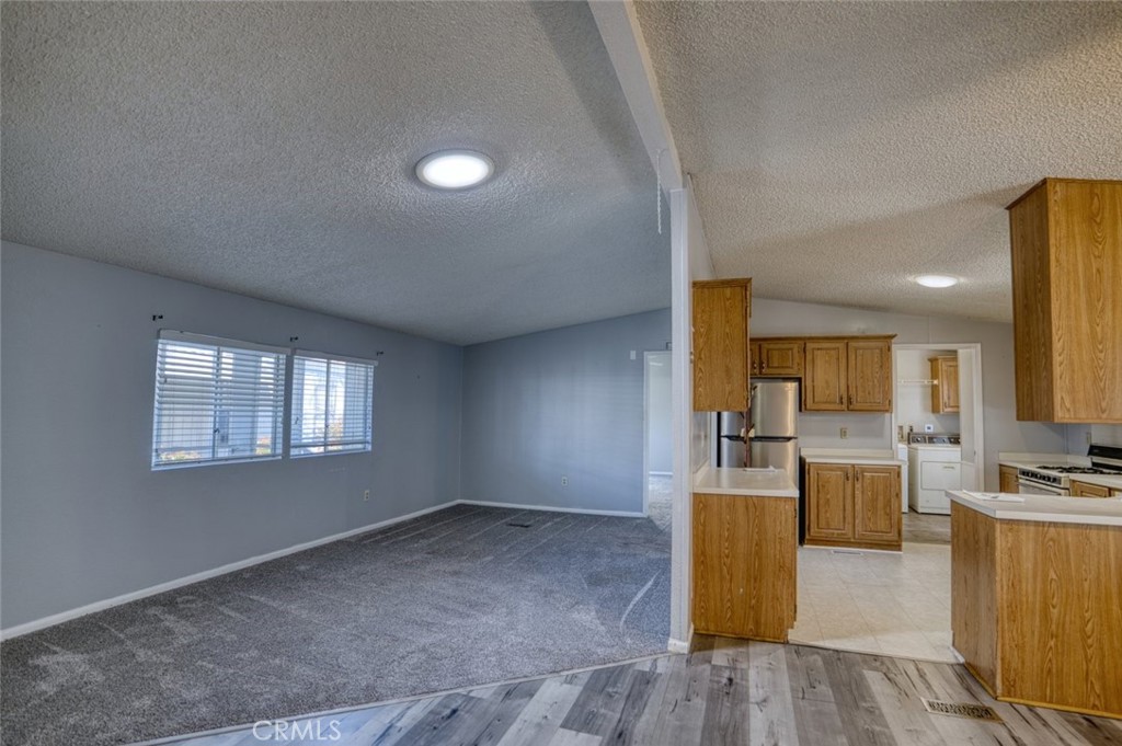 4616 North River Road, Unit 8 Oceanside, CA 92057 - Photo 18 of 40