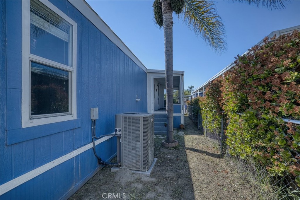 4616 North River Road, Unit 8 Oceanside, CA 92057 - Photo 5 of 40