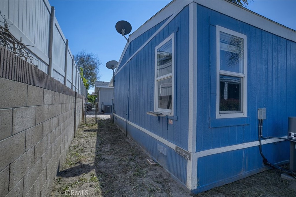 4616 North River Road, Unit 8 Oceanside, CA 92057 - Photo 6 of 40