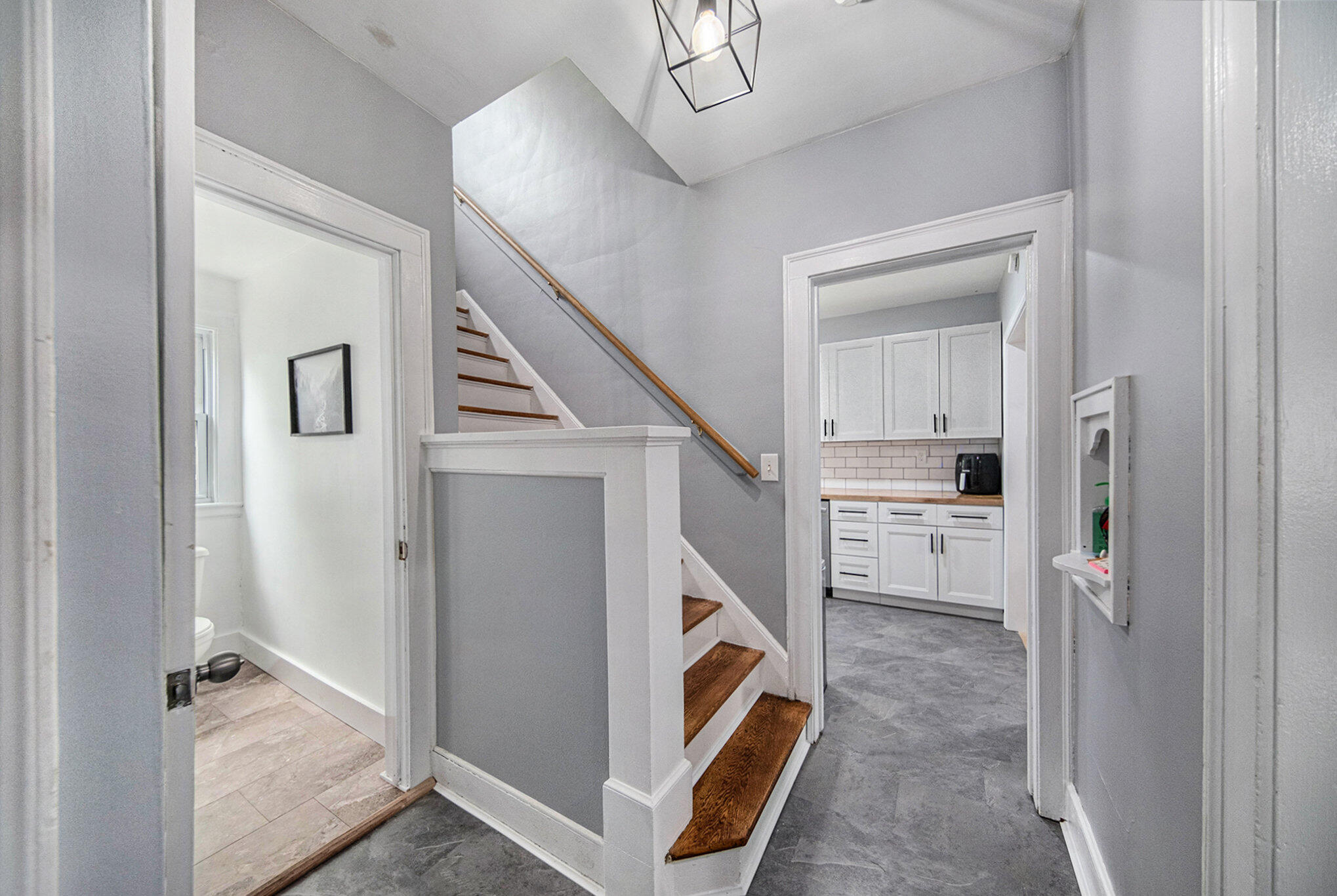 1108 Sixth Street Jackson, MI 49203 - Photo 4 of 18 004_sbp_11