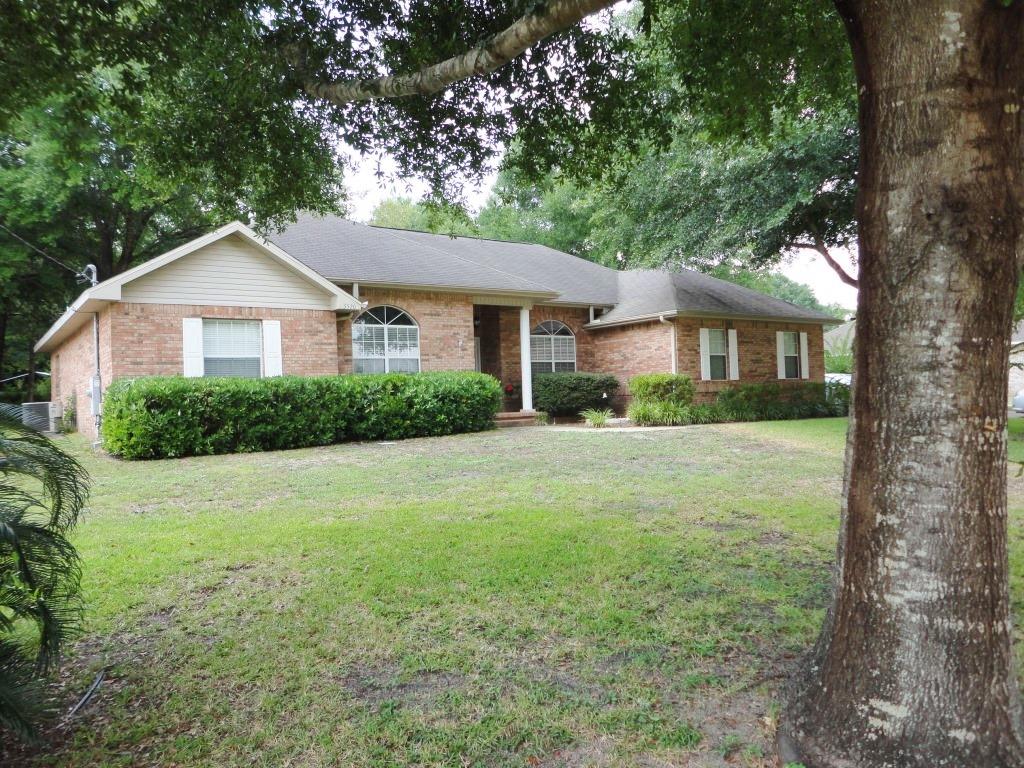 5520 Monterrey Road Crestview, FL 32539 - Photo 3 of 37 DSC04655