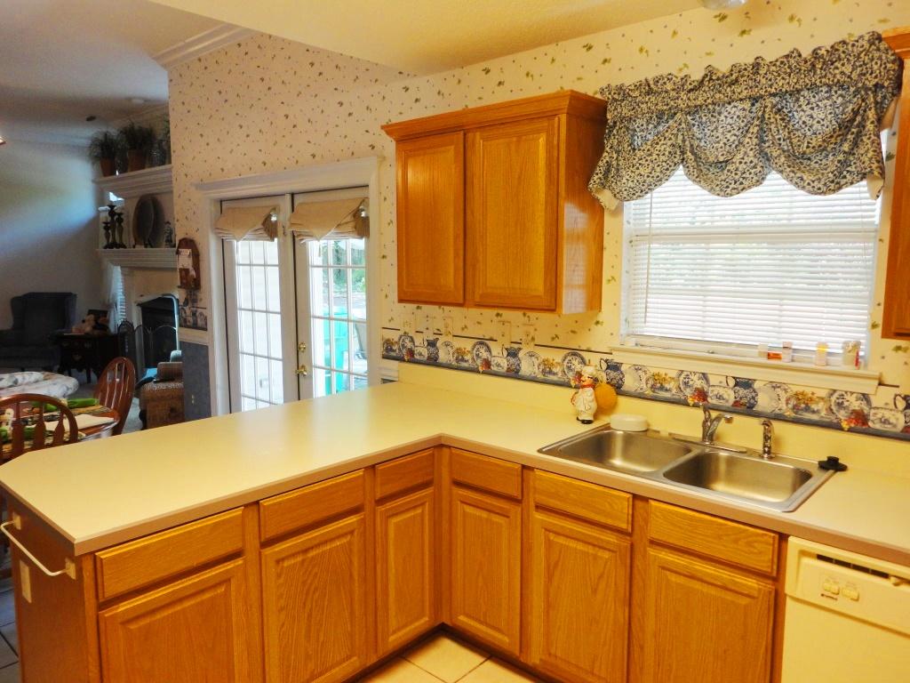 5520 Monterrey Road Crestview, FL 32539 - Photo 10 of 37 DSC04634
