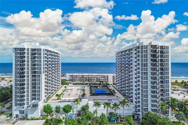 $2,200 | 525 North Ocean Boulevard, Unit 1916, Pompano Beach, FL 33062