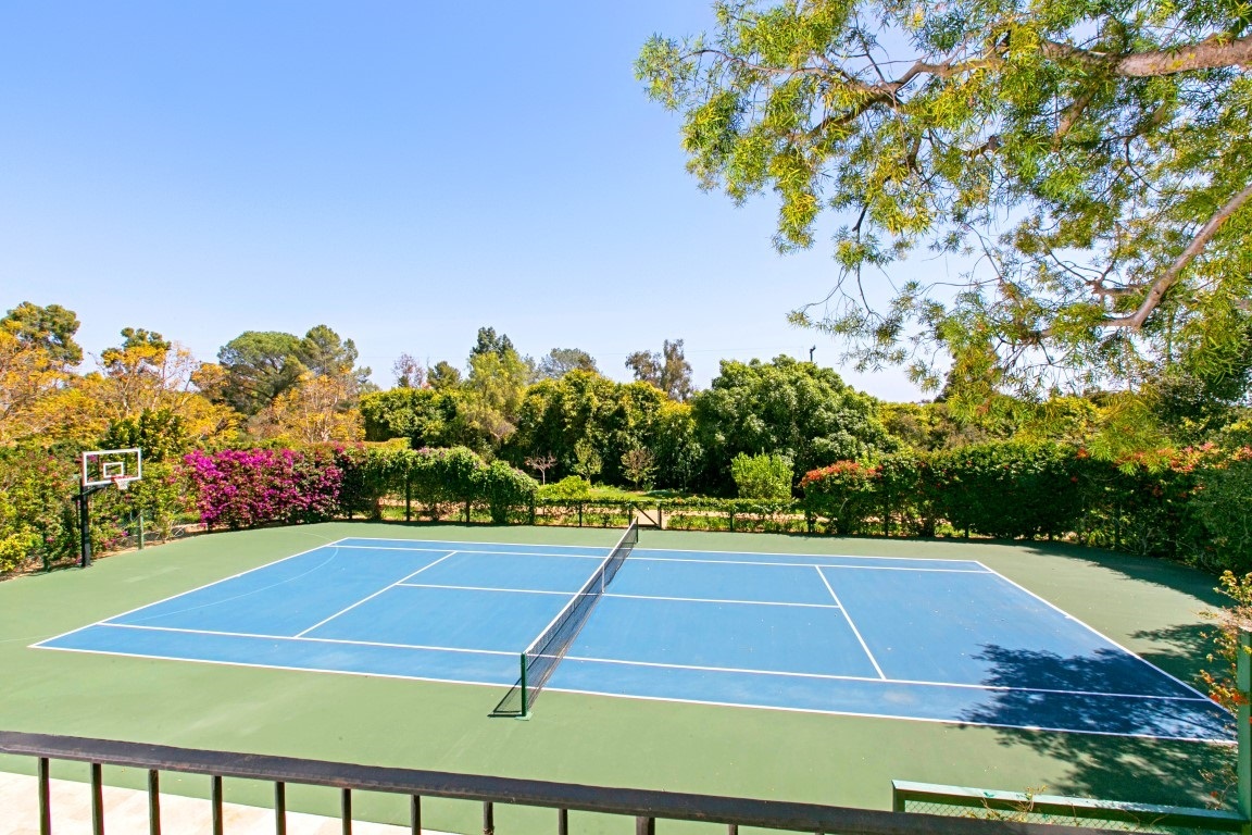 6130 Lago Lindo Rancho Santa Fe, CA 92067 - Photo 9 of 25