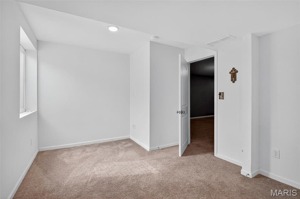 1126 Castle Green Drive Waterloo, IL 62298 - Photo 25 of 36