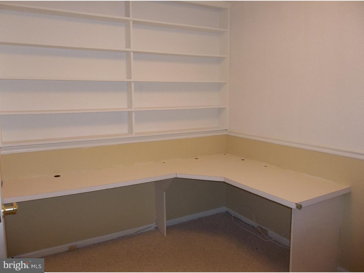 1114 Perth Road Williamstown, NJ 08094 - Photo 13 of 24 Office / Study