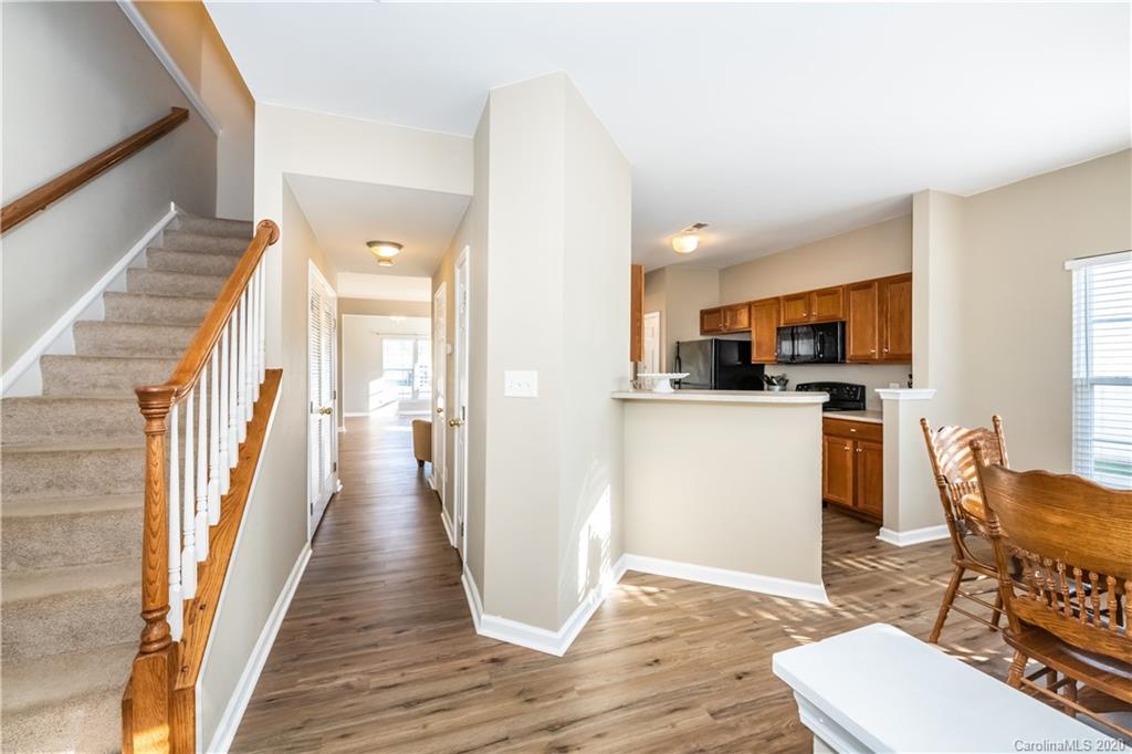 16240 Hayfield Road Charlotte, NC 28213 - Photo 4 of 35 Gallery Image 4