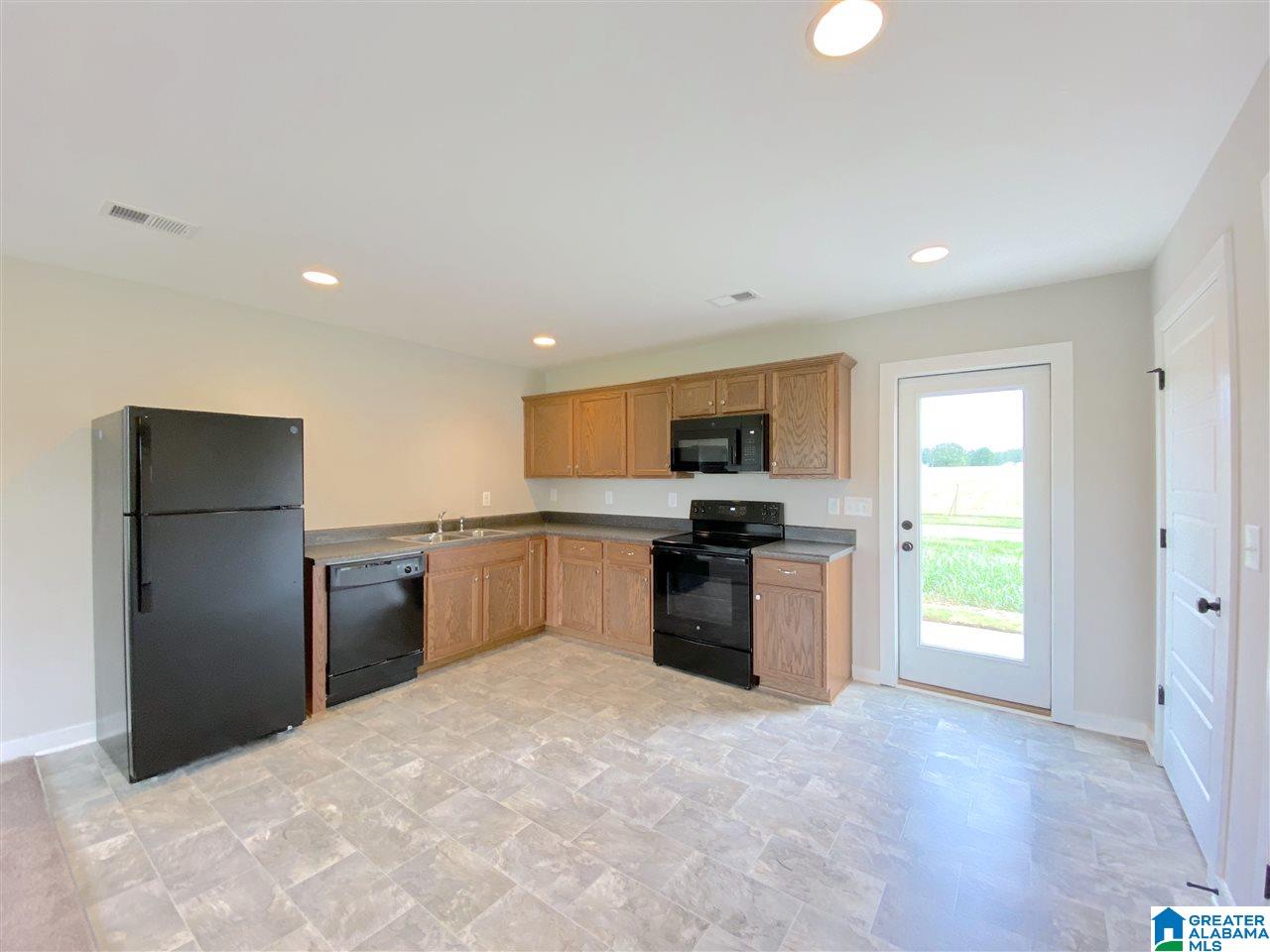81 Moonlight Lane Talladega, AL 35160 - Photo 8 of 23