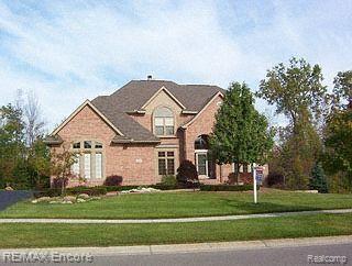 6783 Oakhurst Ridge Road Clarkston, MI 48348 - Photo 1 of 1 Front Elevation