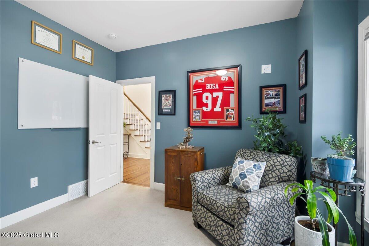 31 Tamarack Lane Colonie, NY 12309 - Photo 16 of 42 22-P1060075