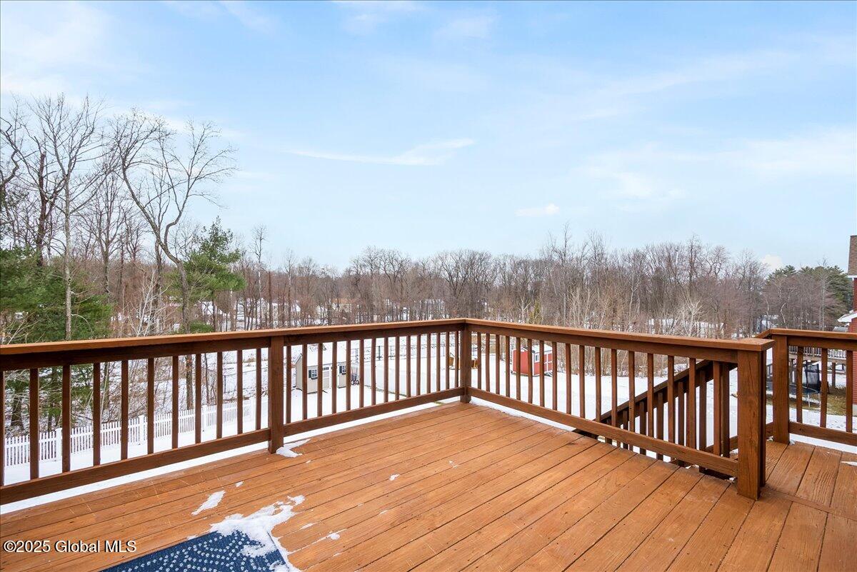 31 Tamarack Lane Colonie, NY 12309 - Photo 35 of 42 40-P1060285