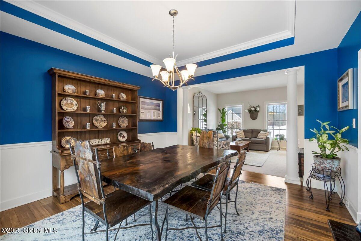 31 Tamarack Lane Colonie, NY 12309 - Photo 4 of 42 17-P1060040