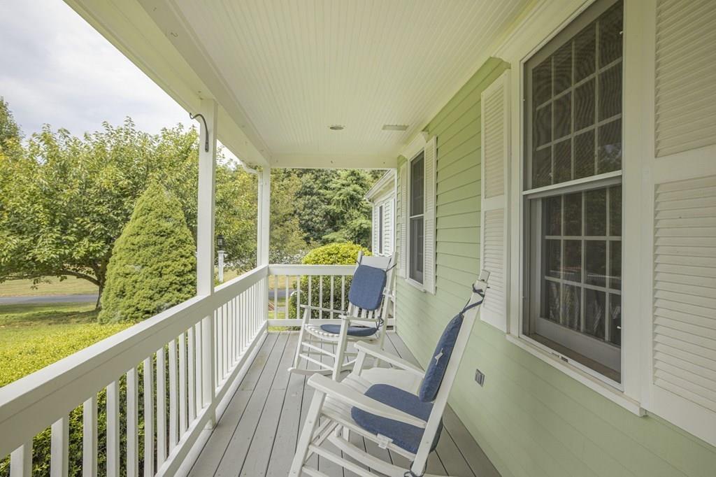 84 Red Mill Road Bridgewater, MA 02324 - Photo 4 of 35 Gallery Image 4