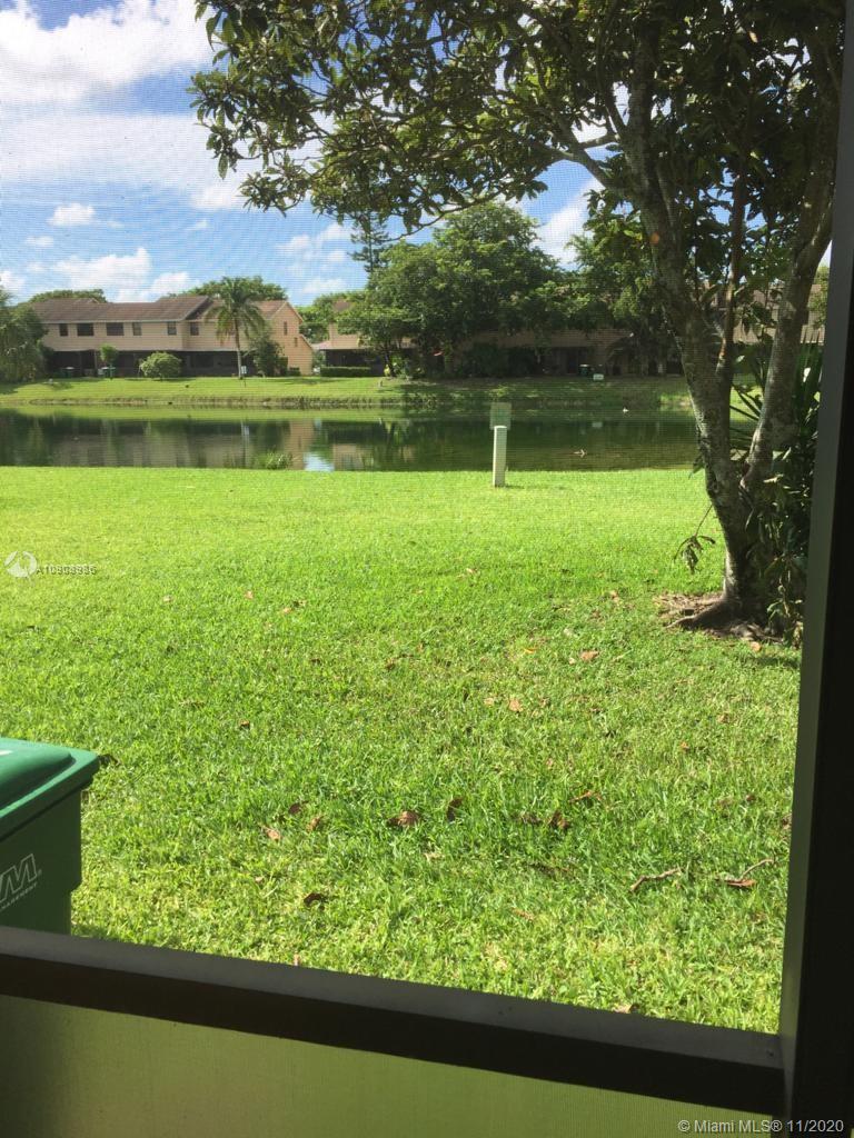 5465 Gate Lake Road, Unit 5465 Tamarac, FL 33319 - Photo 14 of 18