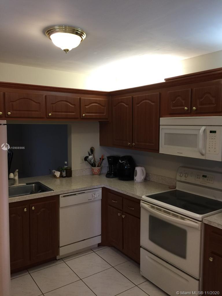5465 Gate Lake Road, Unit 5465 Tamarac, FL 33319 - Photo 15 of 18