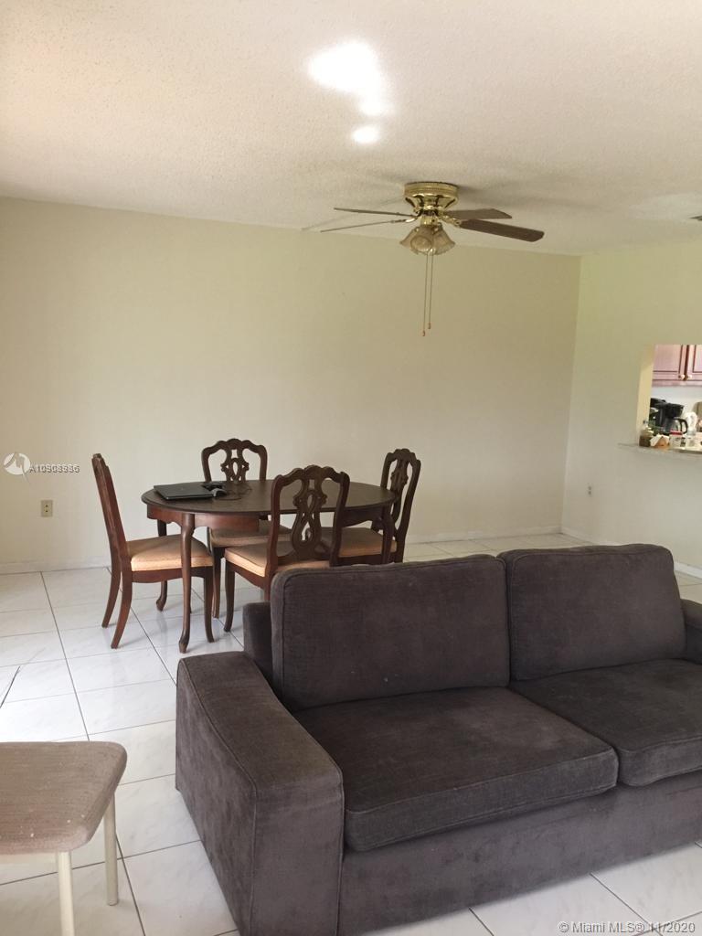 5465 Gate Lake Road, Unit 5465 Tamarac, FL 33319 - Photo 3 of 18