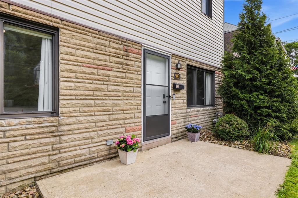 983 Becks Run Road Pittsburgh, PA 15210 - Photo 3 of 45 Gallery Image 3