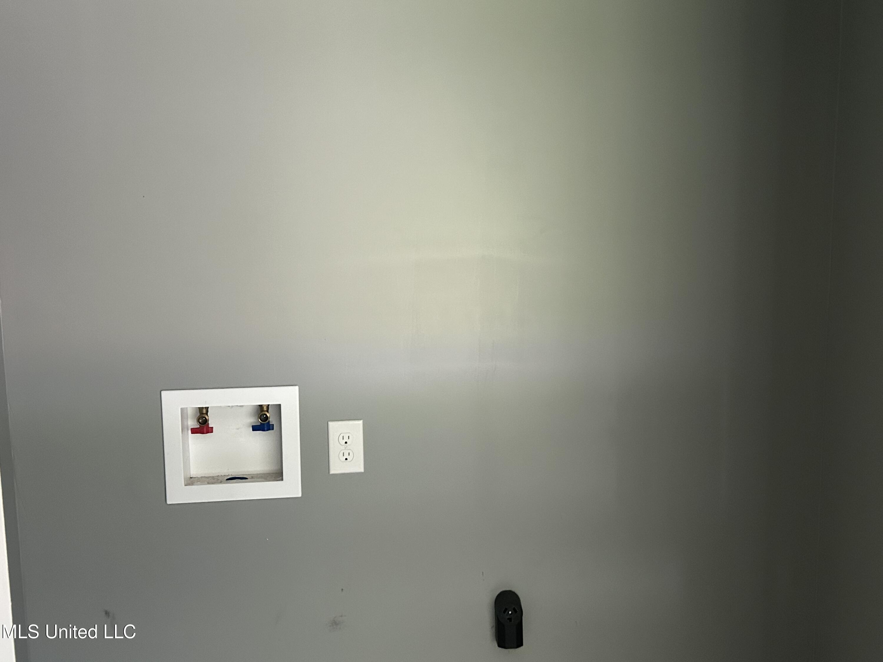 11 Shadow Lane Natchez, MS 39120 - Photo 4 of 21 IMG_1196