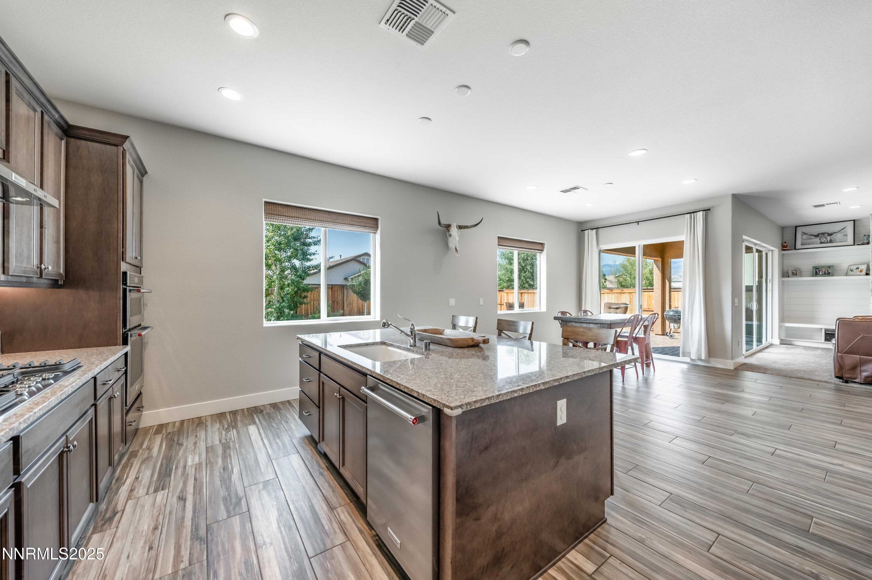 3150 Show Jumper Lane Reno, NV 89521 - Photo 8 of 31 s-1023