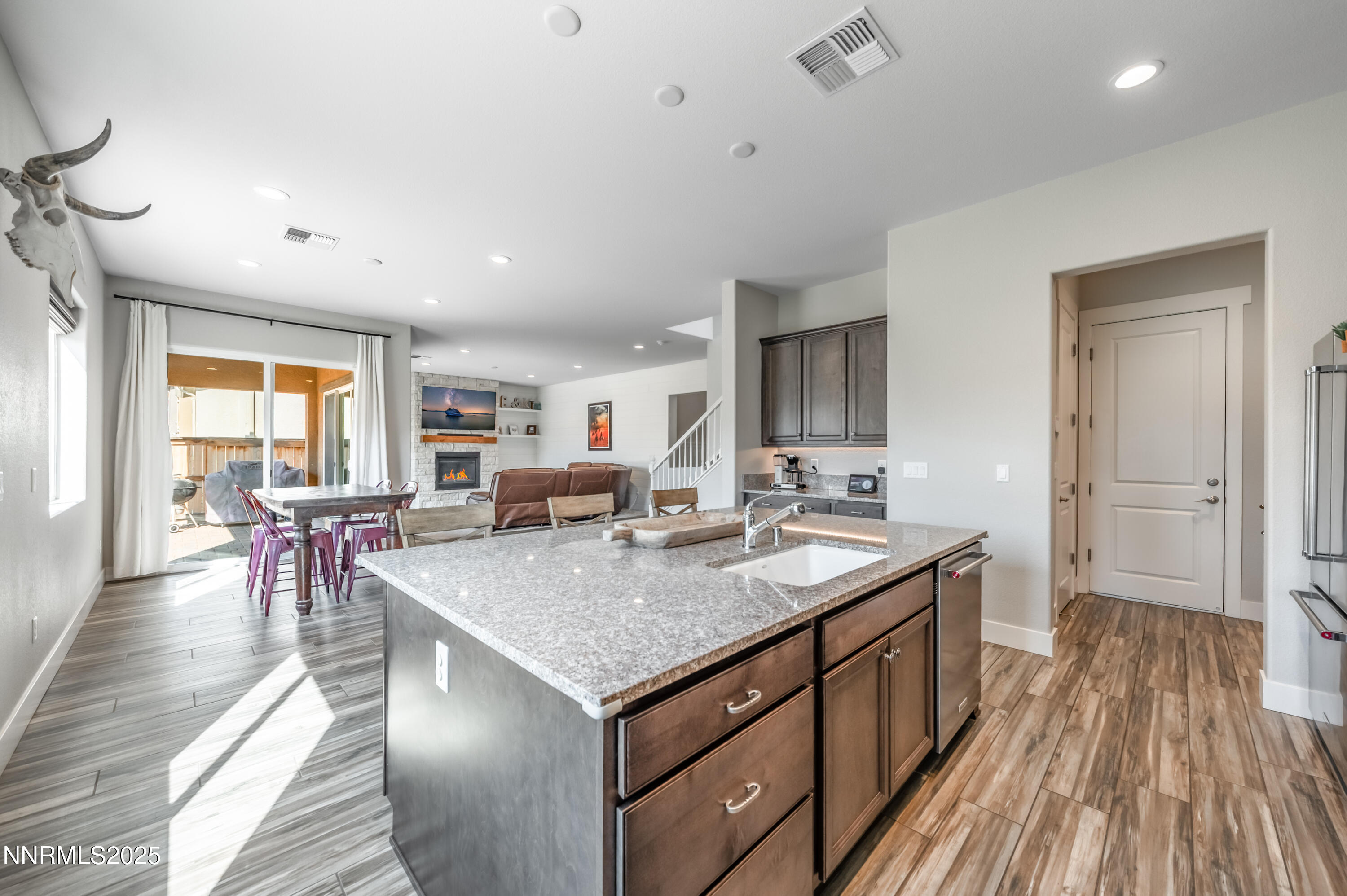 3150 Show Jumper Lane Reno, NV 89521 - Photo 9 of 31 s-1026