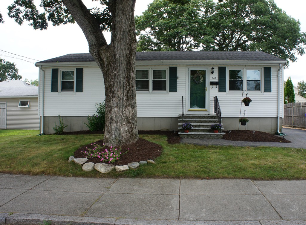 940 Ray Street Fall River, MA 02720 - Photo 1 of 18 Gallery Image 1