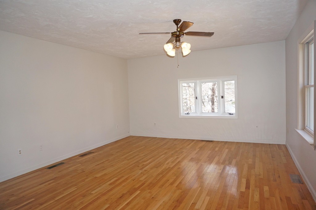 215 Whiley Road Groton, MA 01450 - Photo 18 of 30